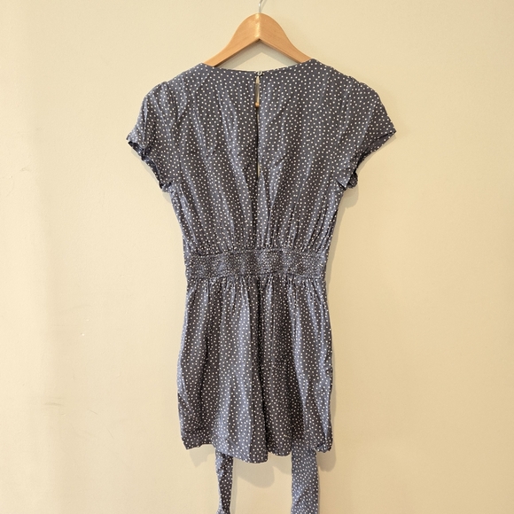 BNWOT Abercrombie and Fitch blue grey polka dot tie waist romper xxs - Picture 8 of 9